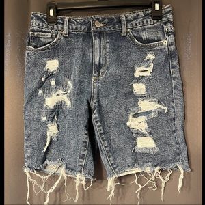 No Boundaries Mid Rise Shorts